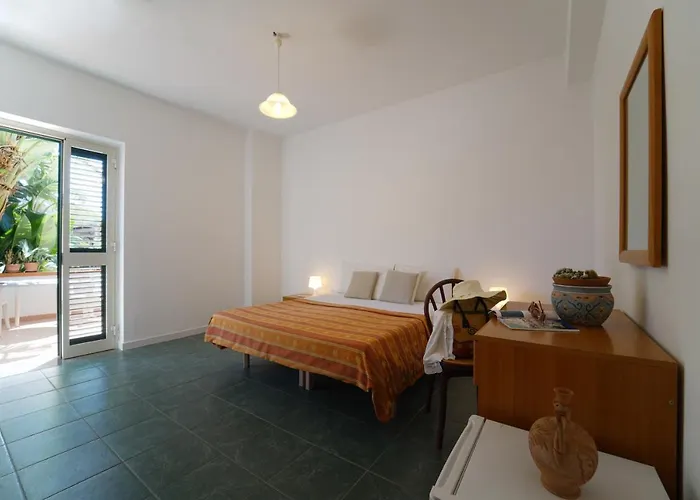 Europa And Restaurant Capo Vaticano