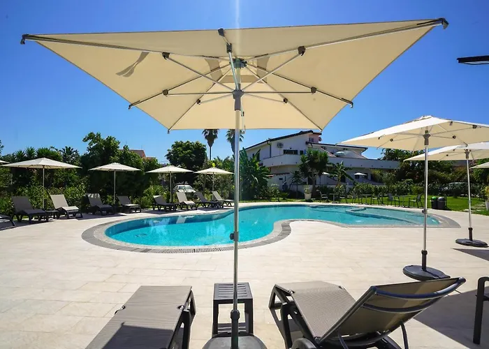 Casa de hóspedes Europa And Restaurant