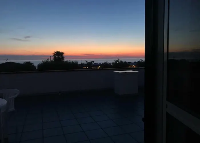 Casa de hóspedes Europa And Restaurant 4*